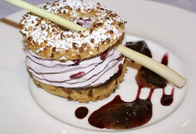 Logis Hotel Du Chateau