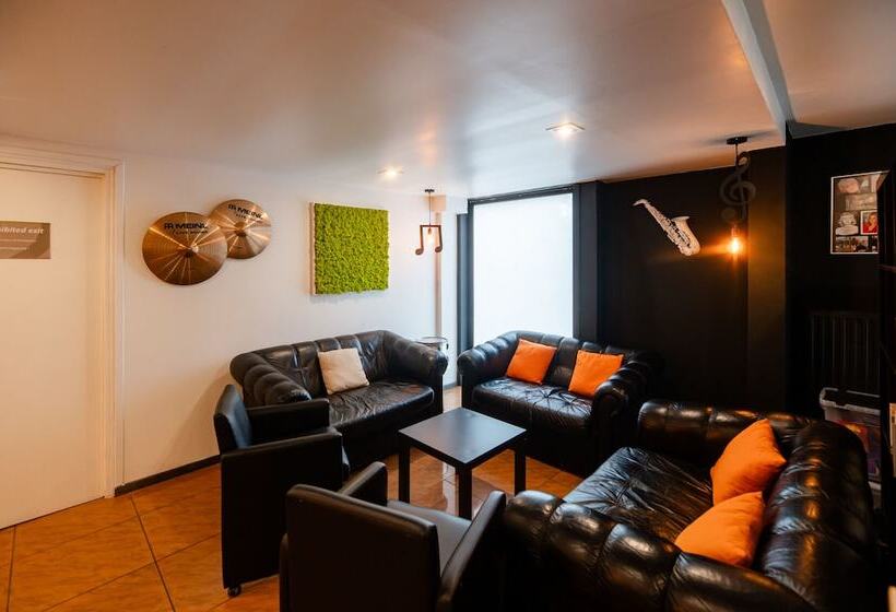 هتل Logis Hôtel Restaurant Des Acacias Lille Tourcoing