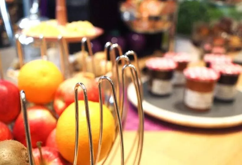 ホテル Mercure Angers Centre Gare