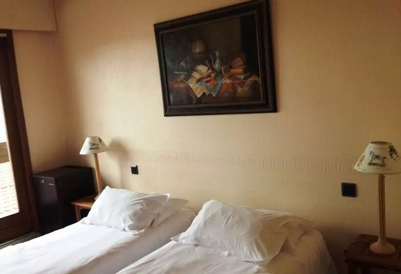 فندق Restaurant Les Cigognes