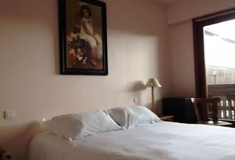 فندق Restaurant Les Cigognes