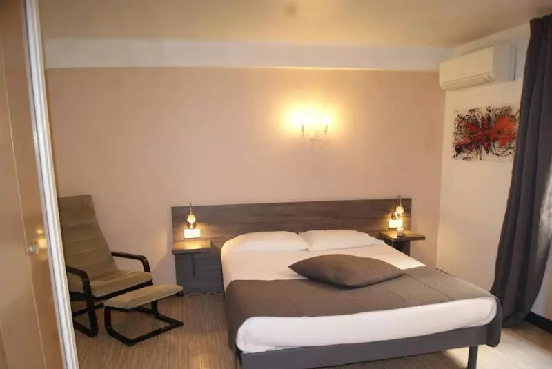 هتل The Originals Boutique, Hôtel Danieli, Avignon