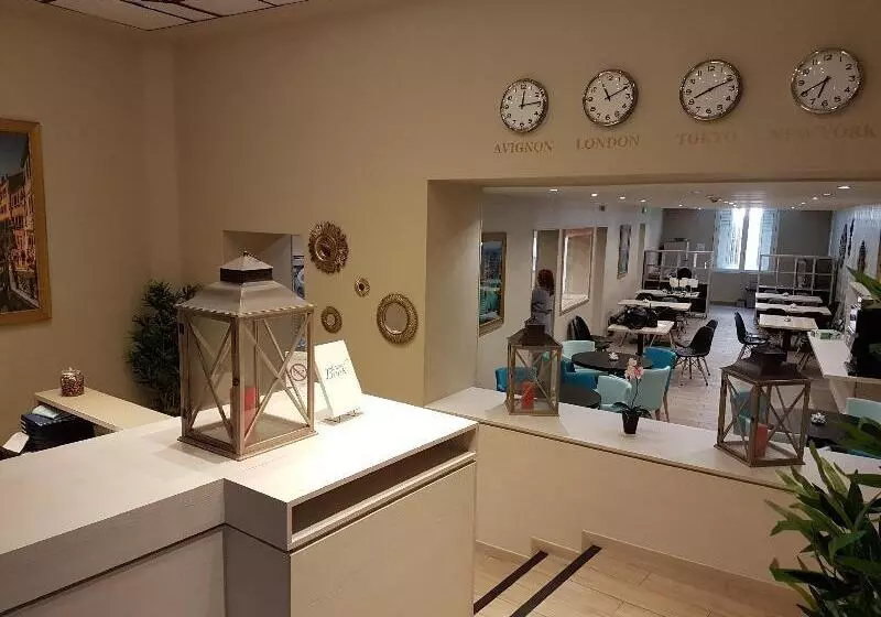 هتل The Originals Boutique, Hôtel Danieli, Avignon