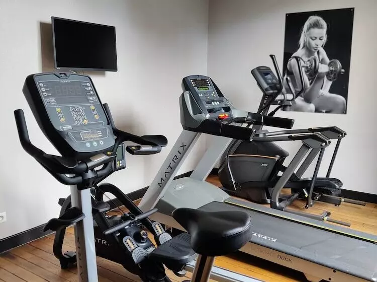 酒店 The Originals Boutique, Hôtel De L Univers, Montluçon