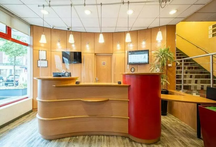 B&B HOTEL Amiens Centre Cathédrale