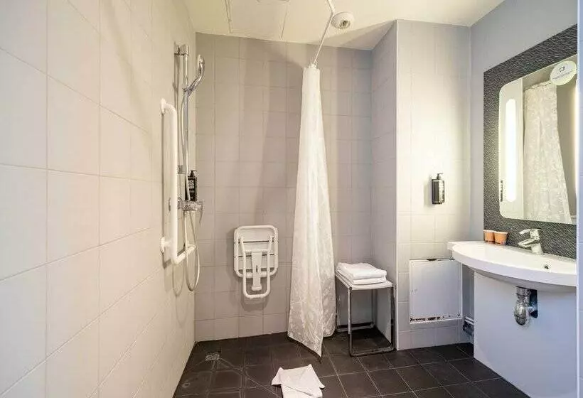 B&B HOTEL Amiens Centre Cathédrale