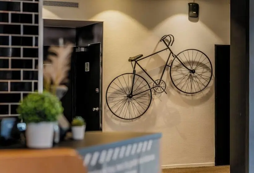 B&b Hotel Lille Roubaix Centre Grand Place