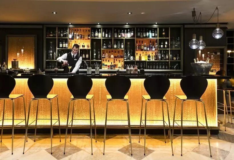 בית מלון כפרי Barriere L Hermitage