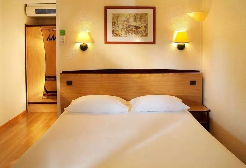 Hotel Campanile Cholet