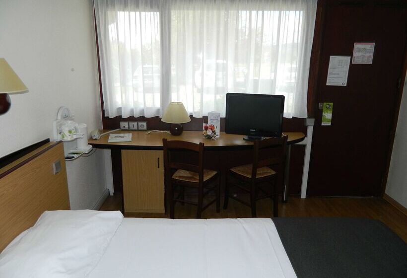 ホテル Campanile Epernay   Dizy 51530