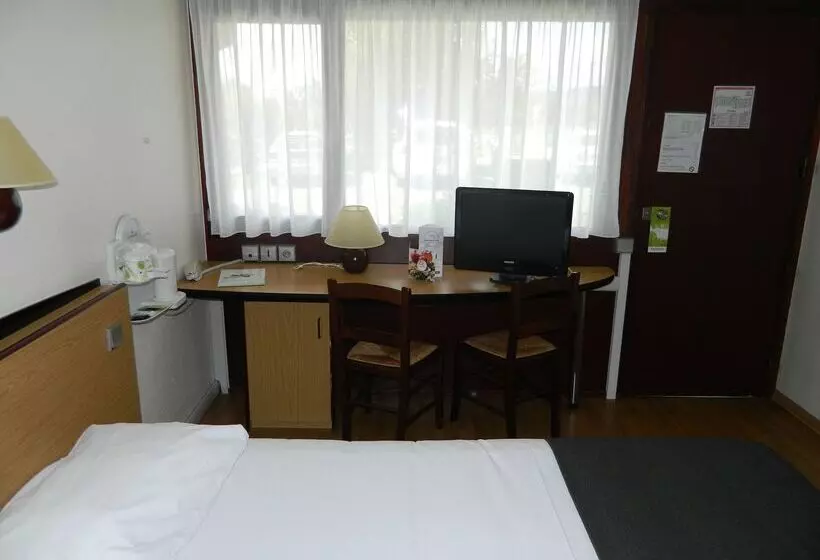 فندق Campanile Epernay   Dizy 51530