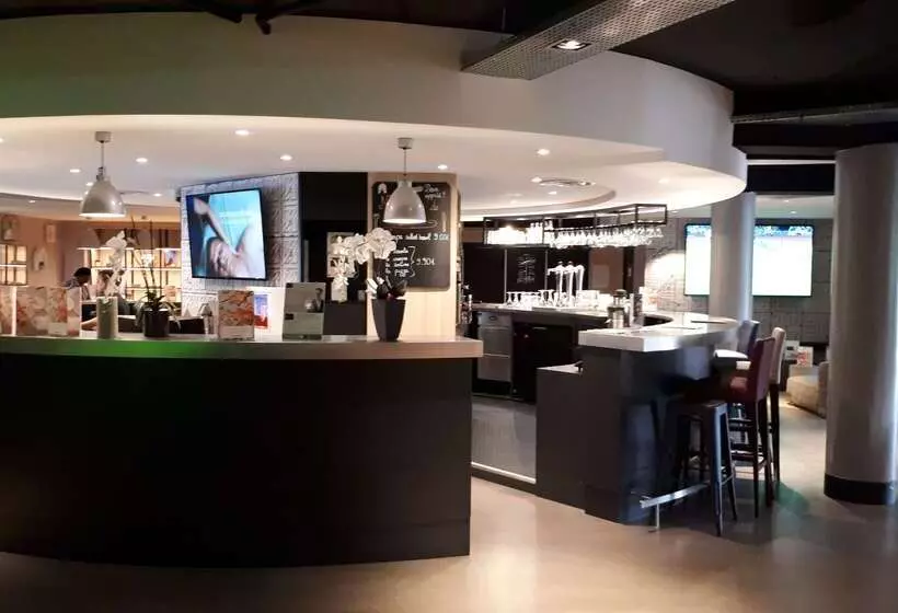 فندق Campanile Marne La Vallee  Torcy