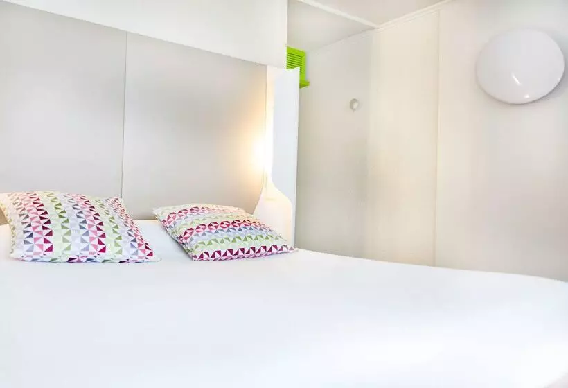 فندق Campanile Marne La Vallee  Torcy