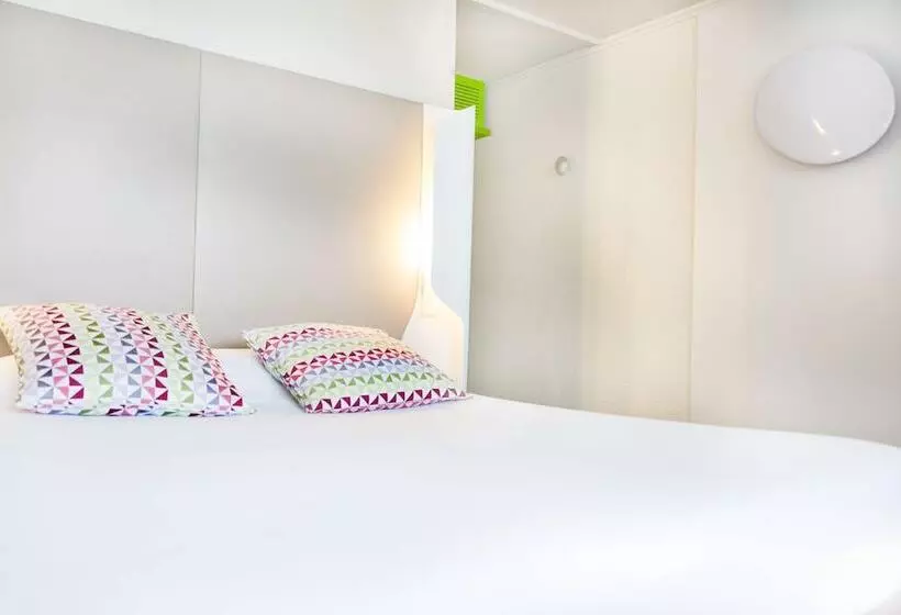 فندق Campanile Marne La Vallee  Torcy