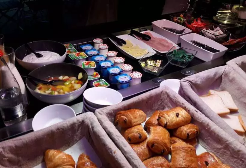 Hotel Campanile Nevers Nord Varennesvauzelles