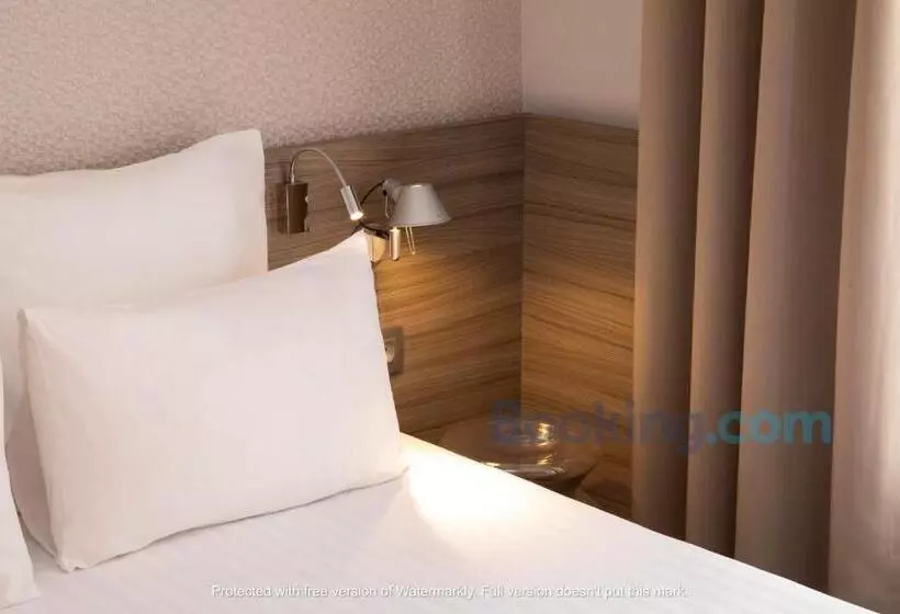 هتل Des 3 Colleges