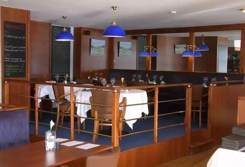 Отель Des Rochers