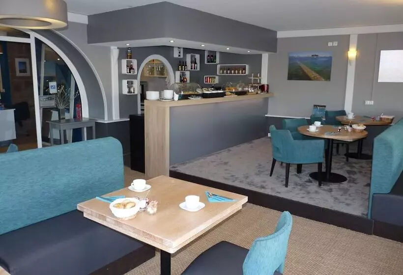 Отель Des Rochers