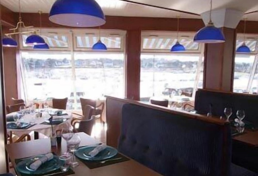 فندق Des Rochers