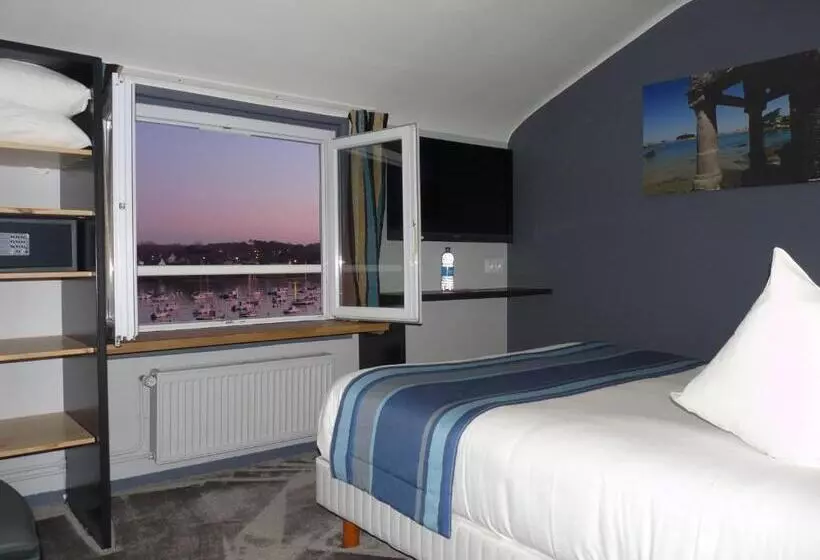 Отель Des Rochers