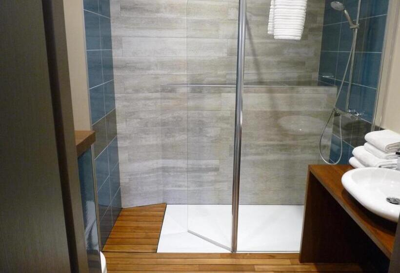 فندق Des Rochers