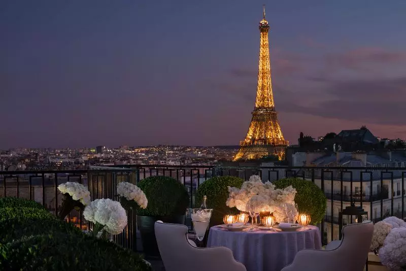 Four Seasons Hotel George V Paris