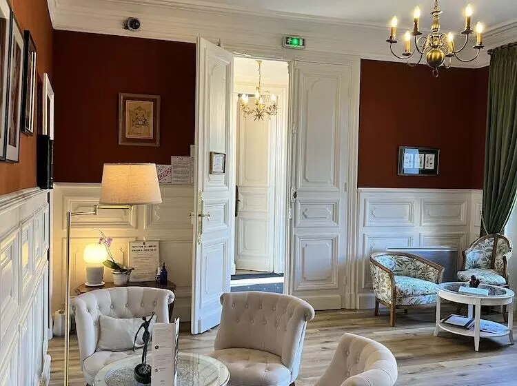 בית מלון כפרי Château Hôtel Edward 1er