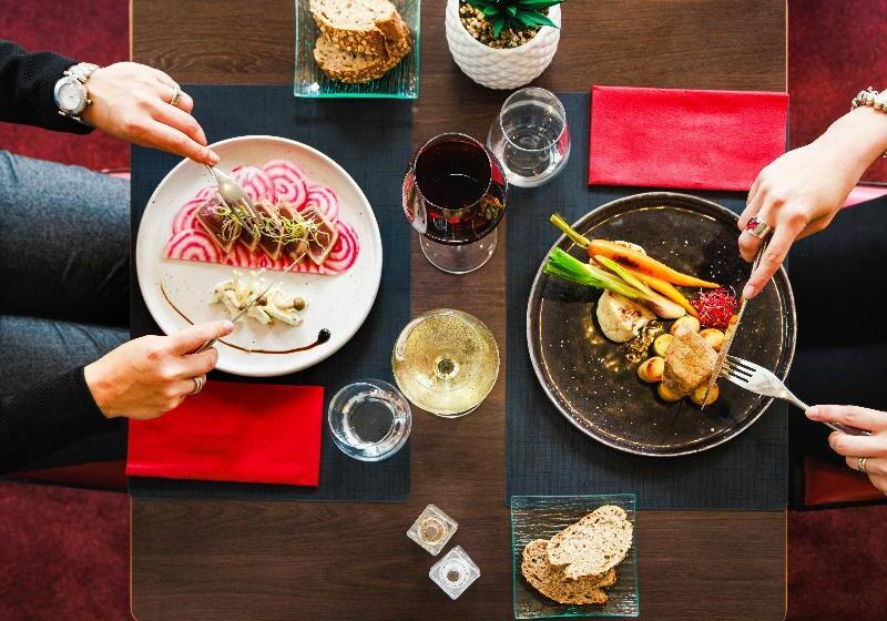 فندق Hôtel Mercure Tours Nord