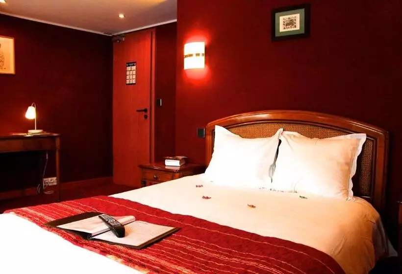 בית מלון כפרי Hôtel Restaurant La Cigogne