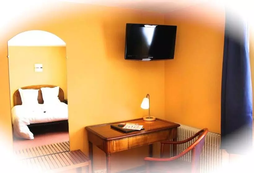 בית מלון כפרי Hôtel Restaurant La Cigogne