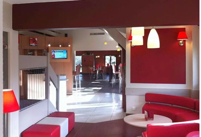 호텔 Ibis Bourg En Bresse