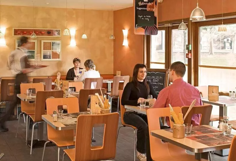 호텔 Ibis Bourg En Bresse