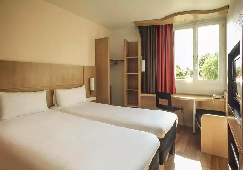 ホテル Ibis Châlonsenchampagne