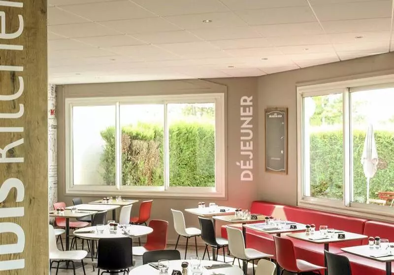 ホテル Ibis Châlonsenchampagne