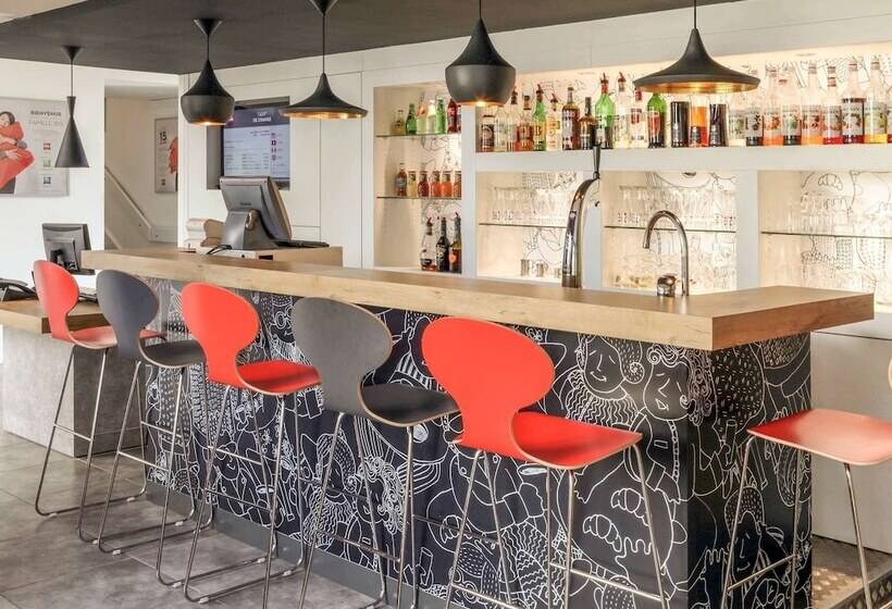 בית מלון כפרי Ibis Châlonsenchampagne