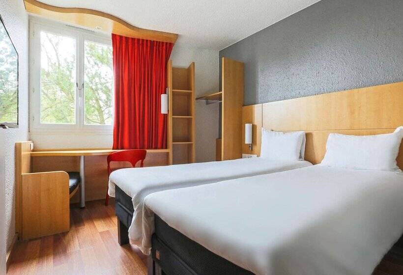 בית מלון כפרי Ibis Châlonsenchampagne