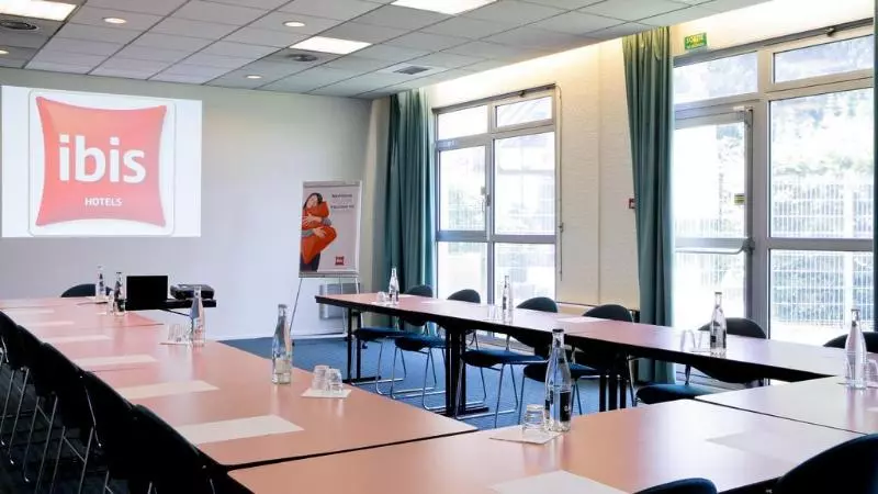 Отель B&B Grenoble Université 2