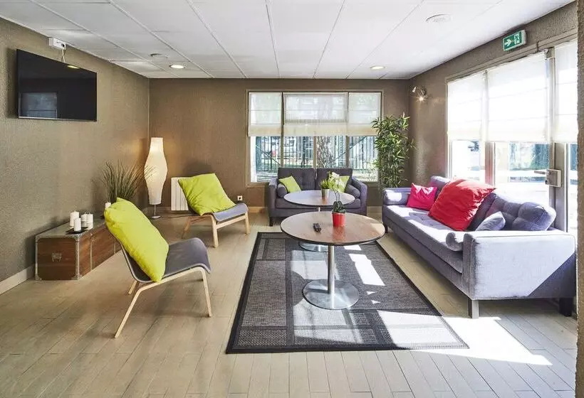 فندق Kyriad Sannois  Ermont