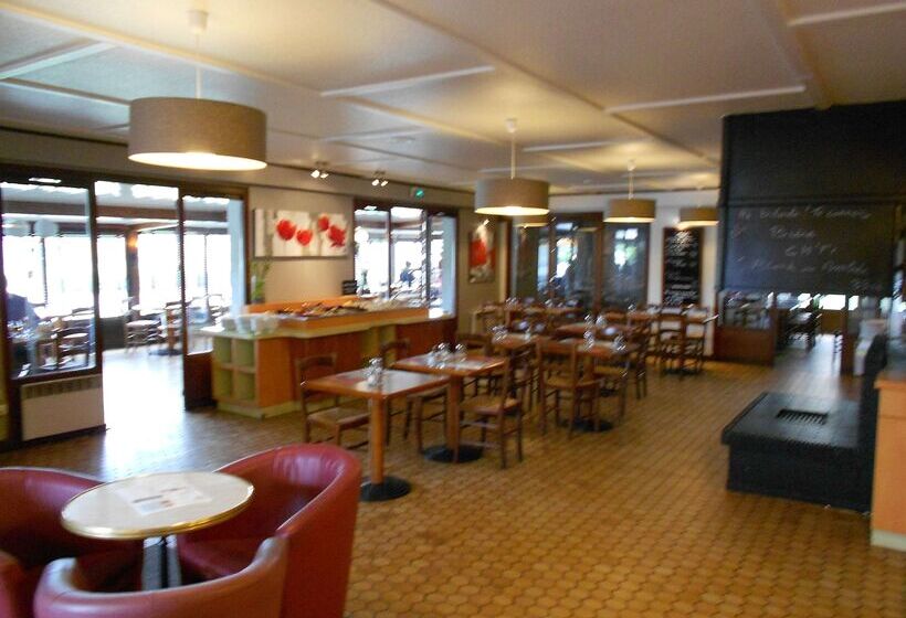 هتل Kyriad Valenciennes Sud  Rouvignies