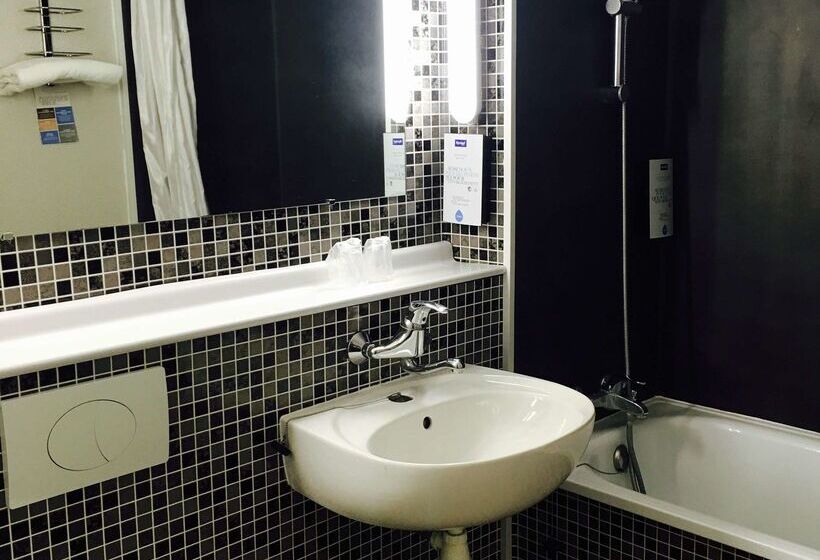 هتل Kyriad Valenciennes Sud  Rouvignies