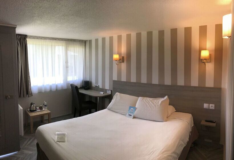 هتل Kyriad Valenciennes Sud  Rouvignies