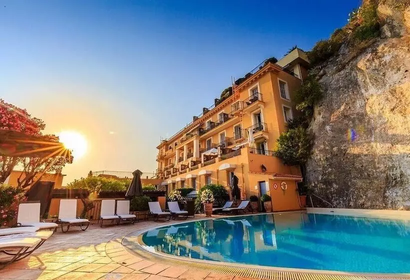 Hotel Hôtel La Pérouse Nice Baie Des Anges Recently Fully Renovated