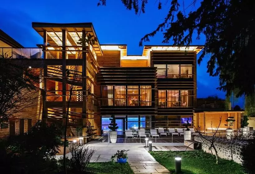 فندق Relais Bernard Loiseau