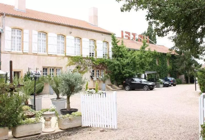 ホテル Restaurant La Bergerie