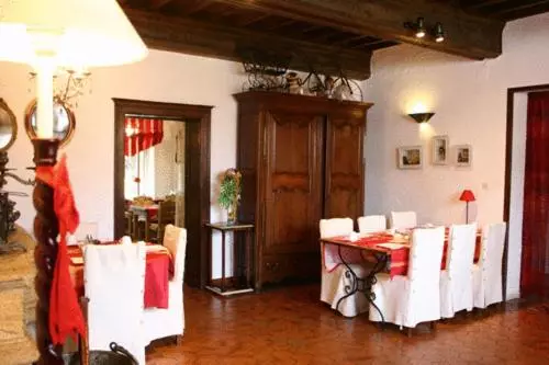 ホテル Restaurant La Bergerie