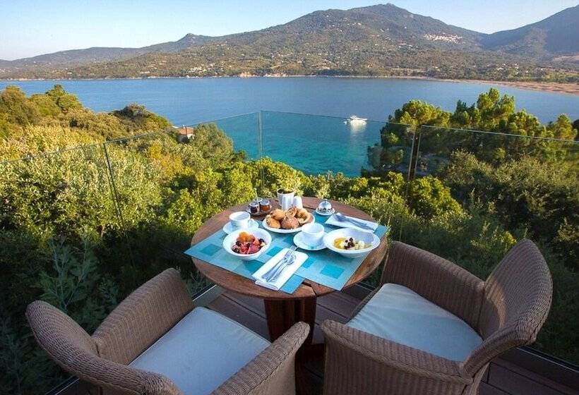 هتل A'mare Corsica - Seaside Small resort