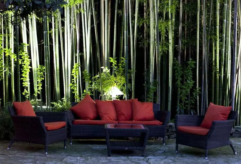 בית מלון כפרי De Mougins