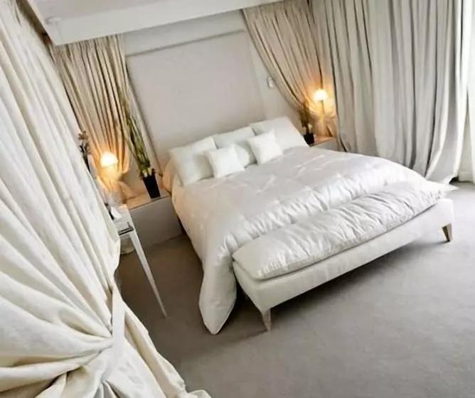 בית מלון כפרי De Mougins