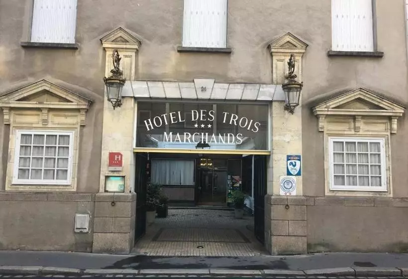 هتل Des 3 Marchands