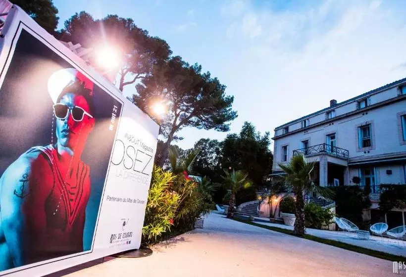 فندق Hôtel Le Mas De Couran